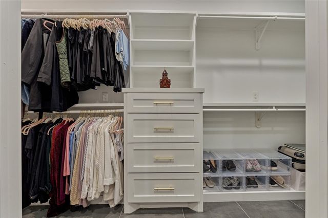 263 Bentwood Drive, Montgomery, TX 77356