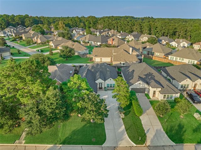 263 Bentwood Drive, Montgomery, TX 77356