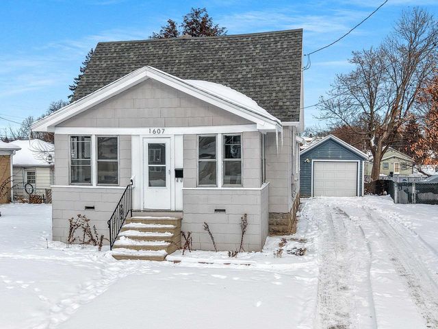 1607 FARLIN AVENUE, Green Bay, WI 54302