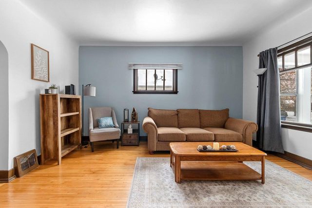 1607 FARLIN AVENUE, Green Bay, WI 54302