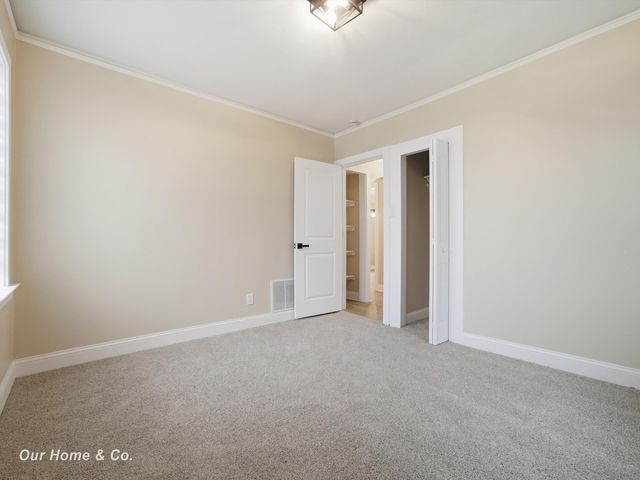 6145 Yorkshire Road, Detroit, MI 48224