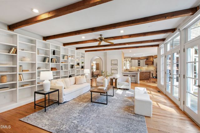 108 Chimeneas Place, Chapel Hill, NC 27517