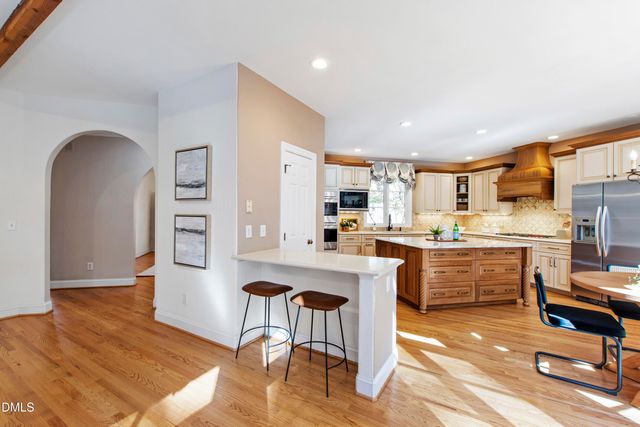 108 Chimeneas Place, Chapel Hill, NC 27517