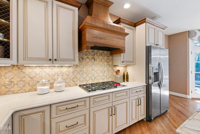 108 Chimeneas Place, Chapel Hill, NC 27517