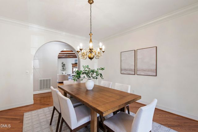 108 Chimeneas Place, Chapel Hill, NC 27517