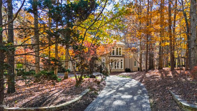 108 Chimeneas Place, Chapel Hill, NC 27517