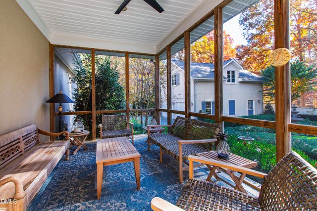 108 Chimeneas Place, Chapel Hill, NC 27517