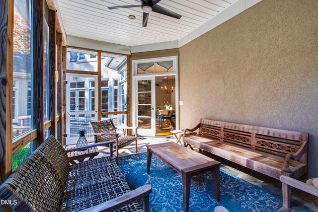 108 Chimeneas Place, Chapel Hill, NC 27517