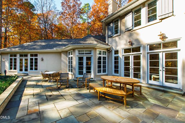 108 Chimeneas Place, Chapel Hill, NC 27517