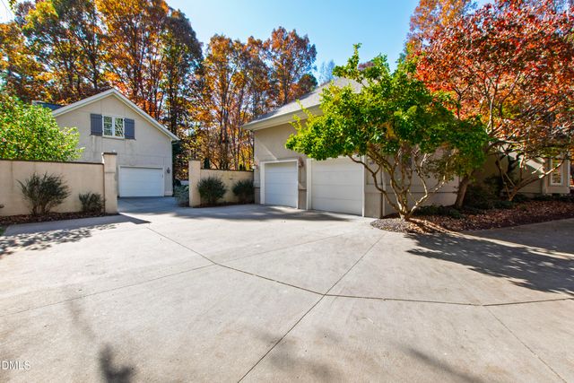 108 Chimeneas Place, Chapel Hill, NC 27517