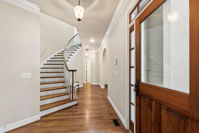 108 Chimeneas Place, Chapel Hill, NC 27517