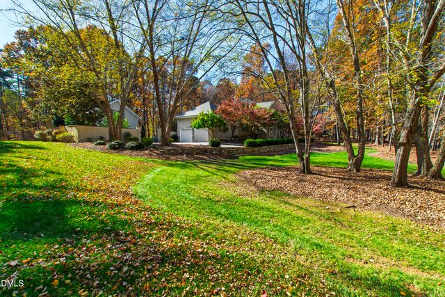 108 Chimeneas Place, Chapel Hill, NC 27517