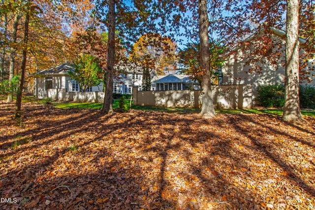 108 Chimeneas Place, Chapel Hill, NC 27517