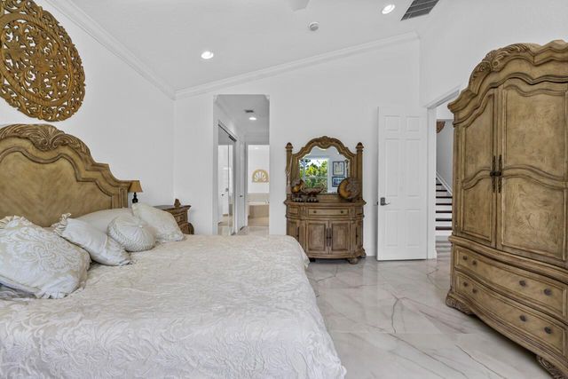 5040 SE Graham Drive, Stuart, FL 34997