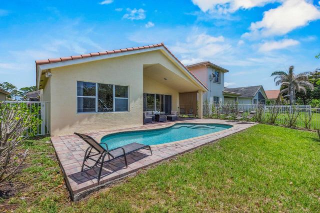 5040 SE Graham Drive, Stuart, FL 34997