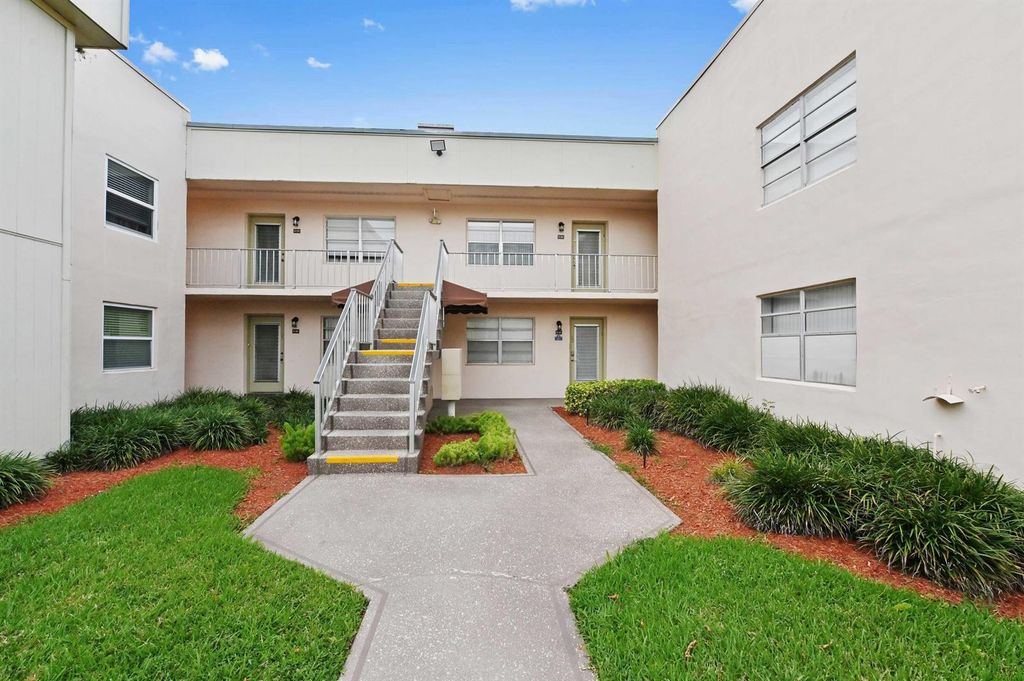 343 Capri H, Delray Beach, FL 33484