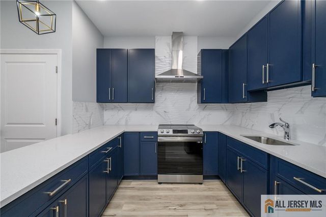 0-202-208 W 7th Street 2C, Plainfield, NJ 07060