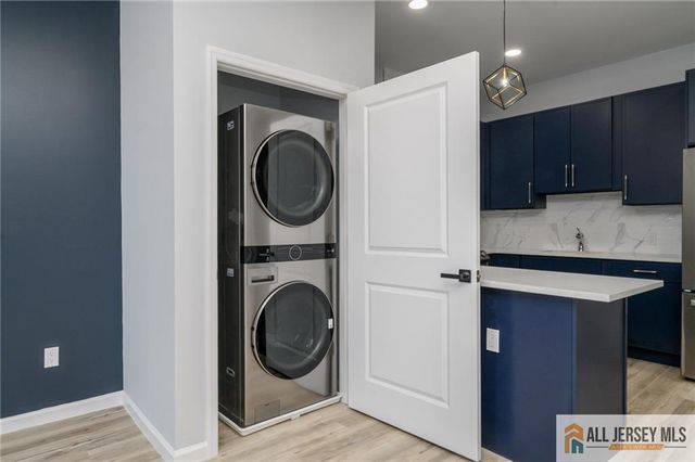 0-202-208 W 7th Street 2C, Plainfield, NJ 07060
