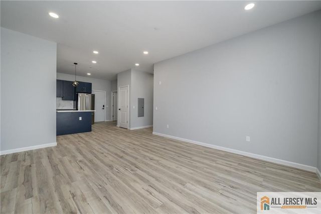 0-202-208 W 7th Street 2C, Plainfield, NJ 07060