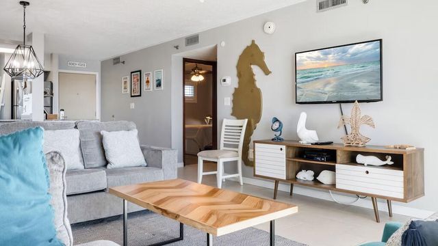 502 Gulf Shore Drive 618, Destin, FL 32541