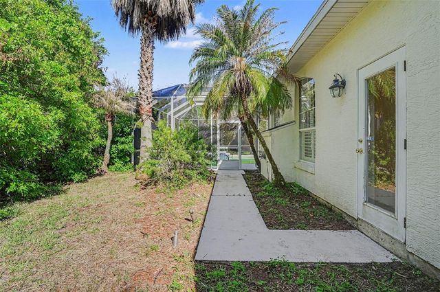 8 FOX CLIFF WAY, Ormond Beach, FL 32174