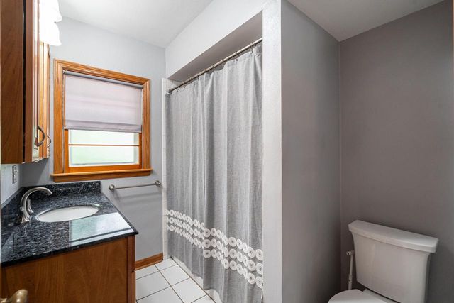 3017 W Franklin TERRACE, Franklin, WI 53132