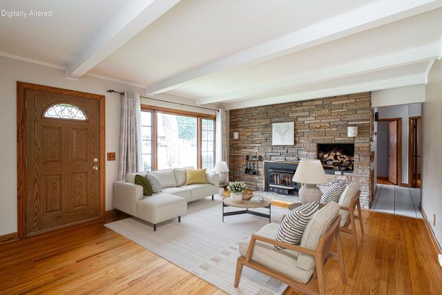 3017 W Franklin TERRACE, Franklin, WI 53132