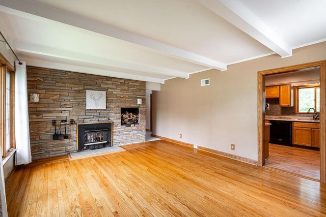 3017 W Franklin TERRACE, Franklin, WI 53132