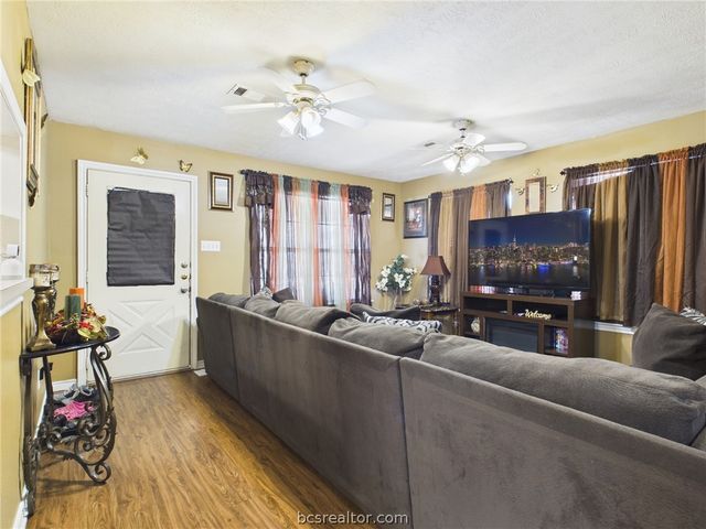 1112 Detroit Street, College Station, TX 77840