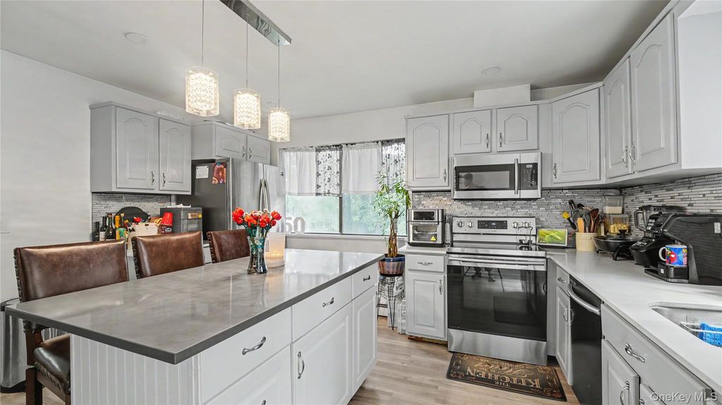 97 Old Road, Call Listing Agent, NY 10509 — photo 2