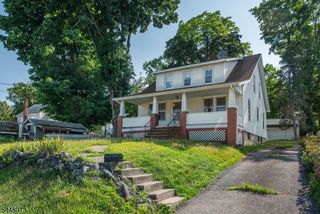 7 3Rd St, Butler Boro, NJ 07405
