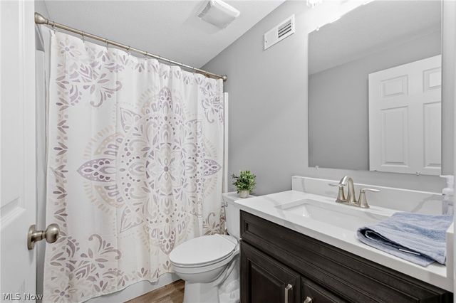 5378 Wayside Drive, Medina, OH 44256