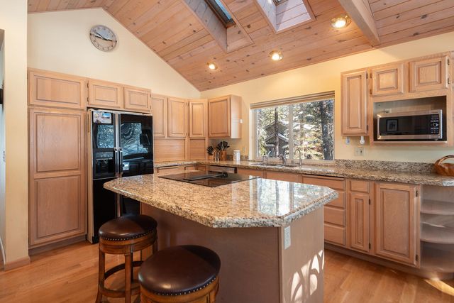 70659 Avens, Black Butte Ranch, OR 97759