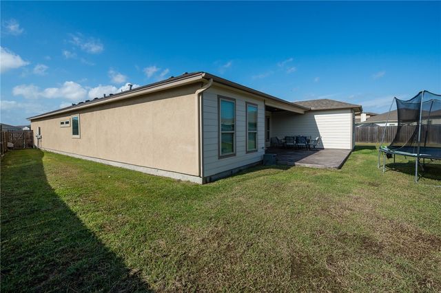 1826 Monterey Bay Dr, Portland, TX 78374