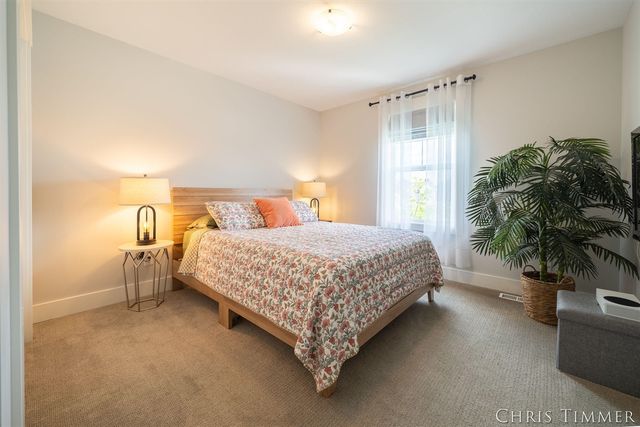 12717 Riverton Road, Grand Haven, MI 49417