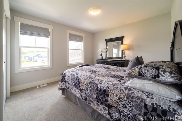 12717 Riverton Road, Grand Haven, MI 49417