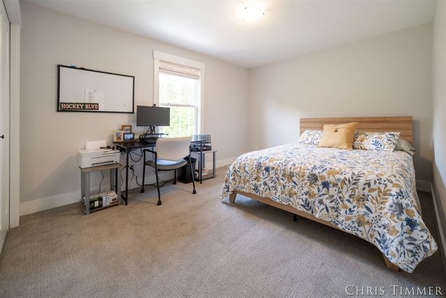 12717 Riverton Road, Grand Haven, MI 49417