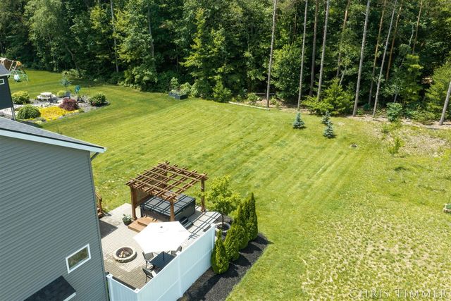 12717 Riverton Road, Grand Haven, MI 49417