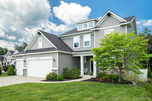 12717 Riverton Road, Grand Haven, MI 49417