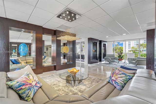 2800 E Sunrise Blvd 17E, Fort Lauderdale, FL 33304