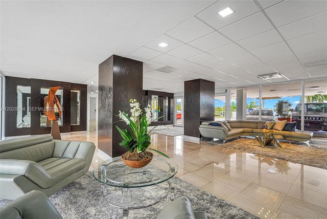 2800 E Sunrise Blvd 17E, Fort Lauderdale, FL 33304