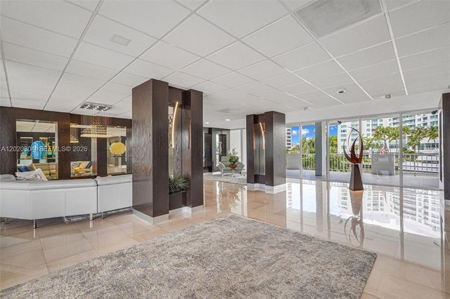 2800 E Sunrise Blvd 17E, Fort Lauderdale, FL 33304