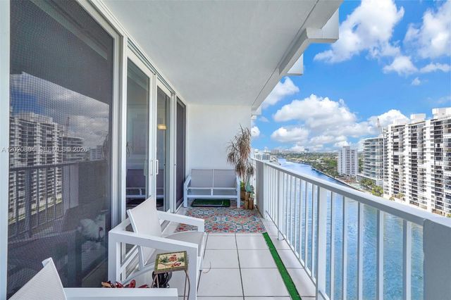 2800 E Sunrise Blvd 17E, Fort Lauderdale, FL 33304