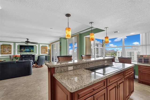 2800 E Sunrise Blvd 17E, Fort Lauderdale, FL 33304