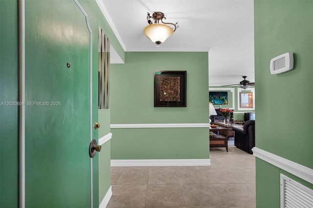 2800 E Sunrise Blvd 17E, Fort Lauderdale, FL 33304