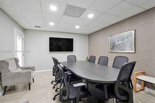 2800 E Sunrise Blvd 17E, Fort Lauderdale, FL 33304