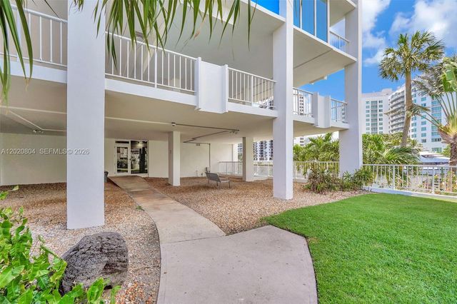 2800 E Sunrise Blvd 17E, Fort Lauderdale, FL 33304