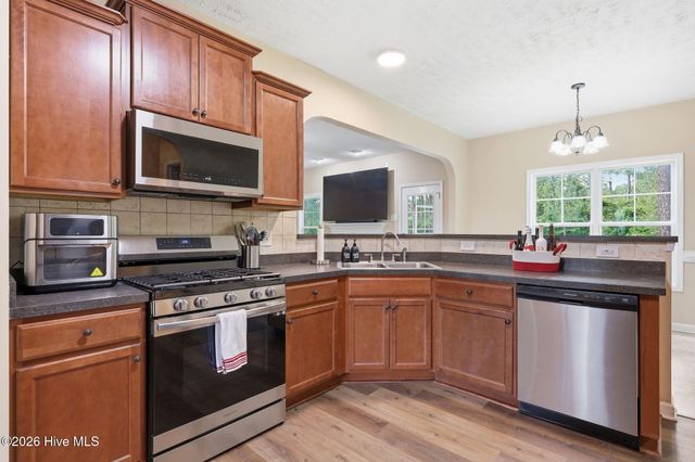 174 Revere Way, Cameron, NC 28326