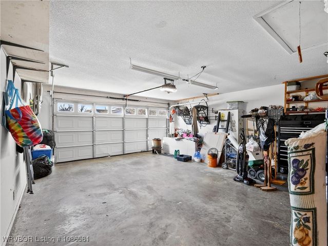 906 N 3rd Terrace, Barling, AR 72923