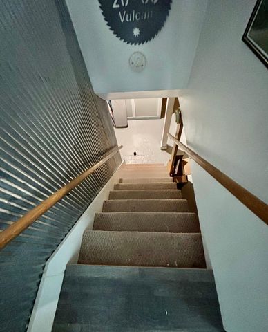 820 Tindolph Avenue S, Thief River Falls, MN 56701